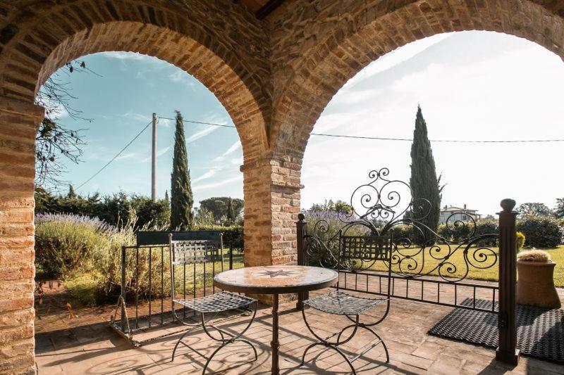 Casale Baldelli Apartments Castiglione del Lago Eksteriør billede
